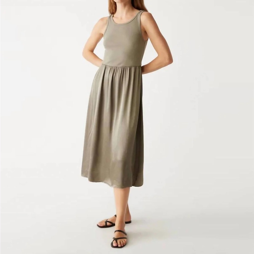 Michael stars Bridget media tank midi dress satin in cobblestone
